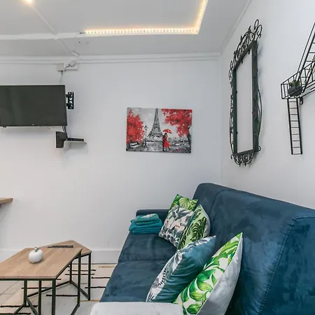 Charmant Appartement Paris Daire *
